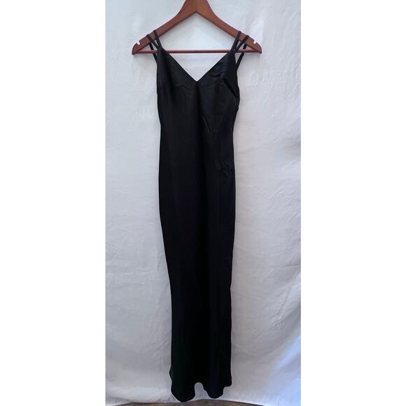 LuLus V-Neck Sexy Black Saint Low-Cut Elegant Maxi Dress Women's Size XS Preppy - Picture 1 of 8